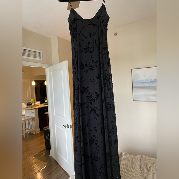 Long black beaded dress, size 2 in great condition! - Picture 5 of 6